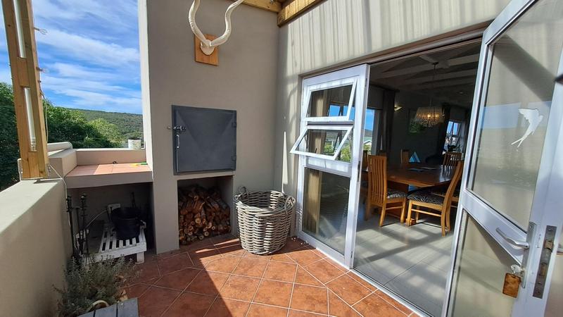 5 Bedroom Property for Sale in Stilbaai Wes Western Cape